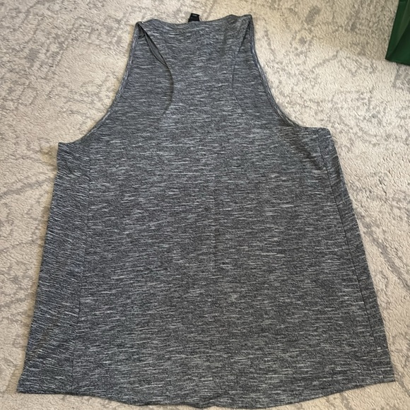 ✨Adidas Tank - Picture 6 of 7